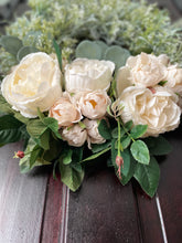 Load image into Gallery viewer, Cabbage Roses & Grass