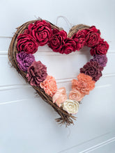 Load image into Gallery viewer, Wood Flower Heart