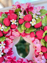 Load image into Gallery viewer, Strawberries