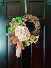 Load image into Gallery viewer, Shell & Coral