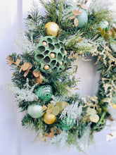 Load image into Gallery viewer, Brilliant Lotus