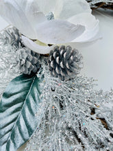 Load image into Gallery viewer, Silver & Pearl Winter Holiday Wreath