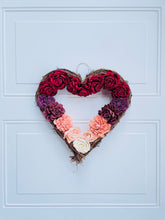Load image into Gallery viewer, Wood Flower Heart