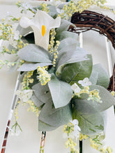 Load image into Gallery viewer, Calla Lily & Blossoms