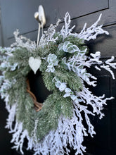 Load image into Gallery viewer, Frosted Fir Heart