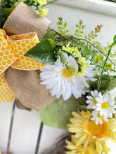Load image into Gallery viewer, Yellow & White Daisy Wreath