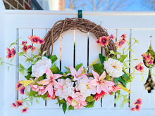 Load image into Gallery viewer, Lily & Peony Mix