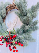 Load image into Gallery viewer, Pine & Berry Buck