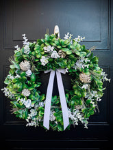 Load image into Gallery viewer, Winter Jade