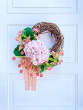 Load image into Gallery viewer, Shell & Coral