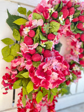 Load image into Gallery viewer, Strawberries