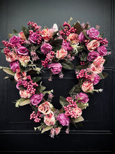 Load image into Gallery viewer, Victorian Heart