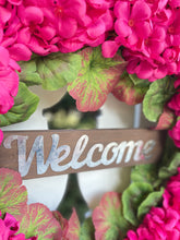 Load image into Gallery viewer, Pink Geraniums