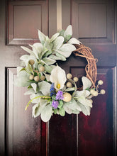 Load image into Gallery viewer, Calla Lily & Lamb’s Ear Mini Wreath