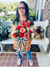 Load image into Gallery viewer, Summer Pink Basket
