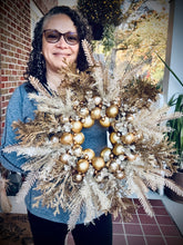 Load image into Gallery viewer, Ornamental Gold
