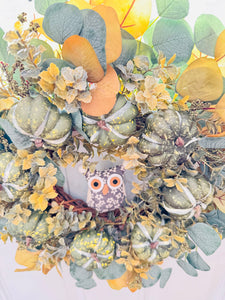 Autumn Peek