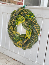 Load image into Gallery viewer, Golden Waxleaf Plant Wreath
