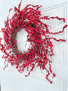 Red Berry Winter Holiday Wreath